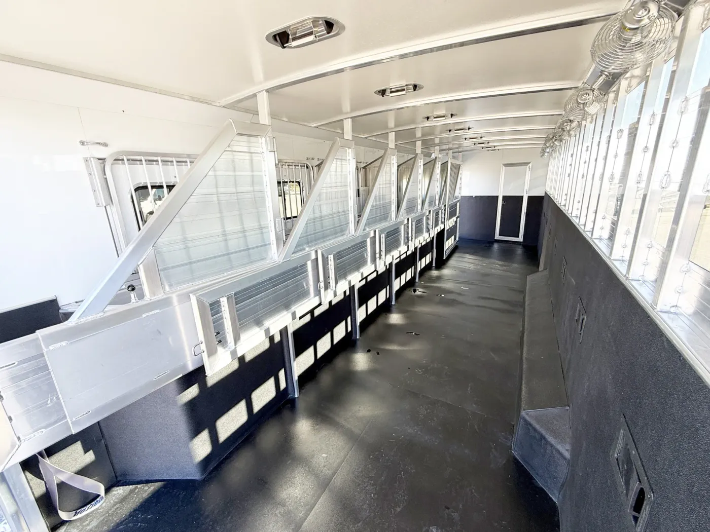 2026 Cimarron 8HGN | Photo 5 of 5