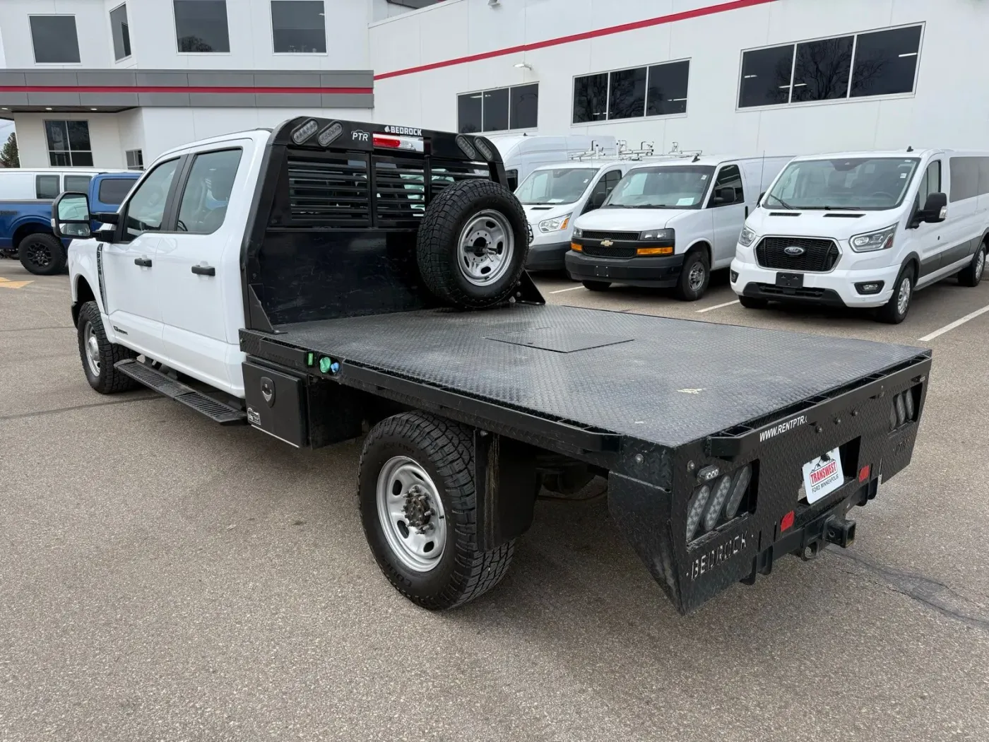 2024 Ford Super Duty F-250 XL | Photo 2 of 20