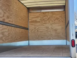 2025 Isuzu NRR | Thumbnail Photo 19 of 21