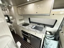 2016 Airstream Interstate EXT Lounge | Thumbnail Photo 8 of 20
