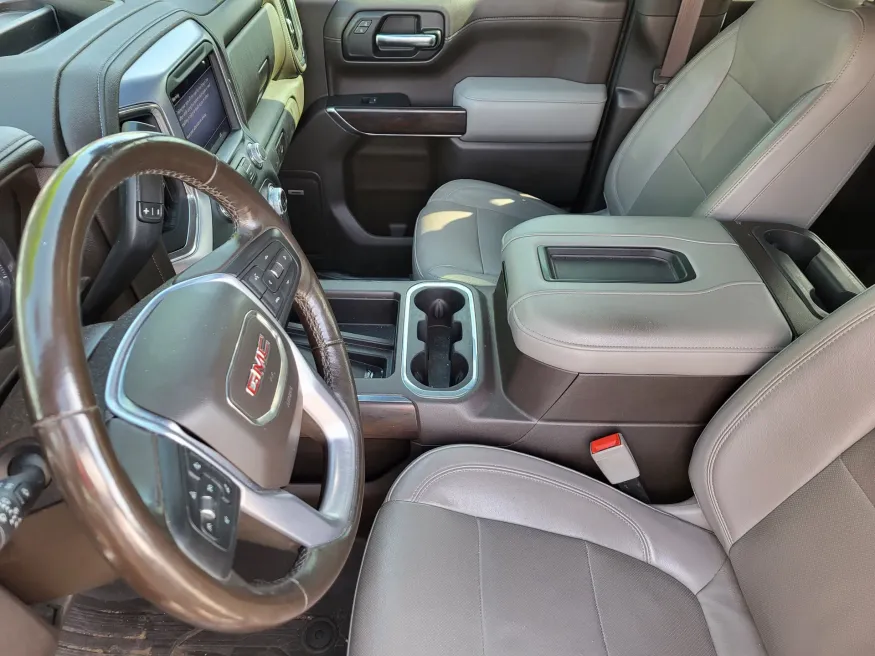 2019 GMC Sierra 1500 SLT | Photo 11 of 25