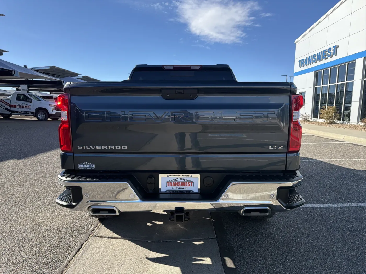 2021 Chevrolet Silverado 1500 LTZ | Photo 3 of 19