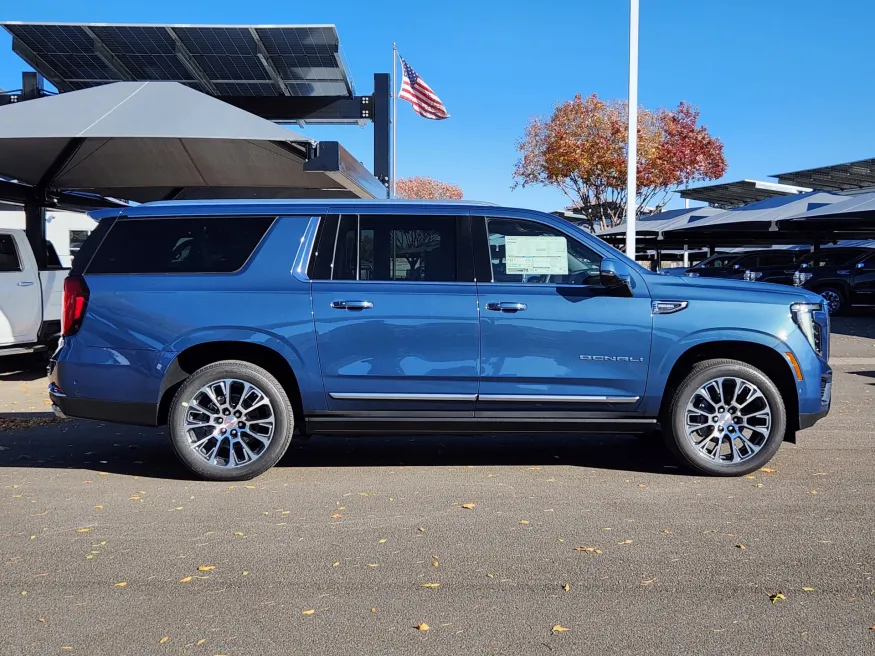2026 GMC Yukon XL Denali | Photo 1 of 30