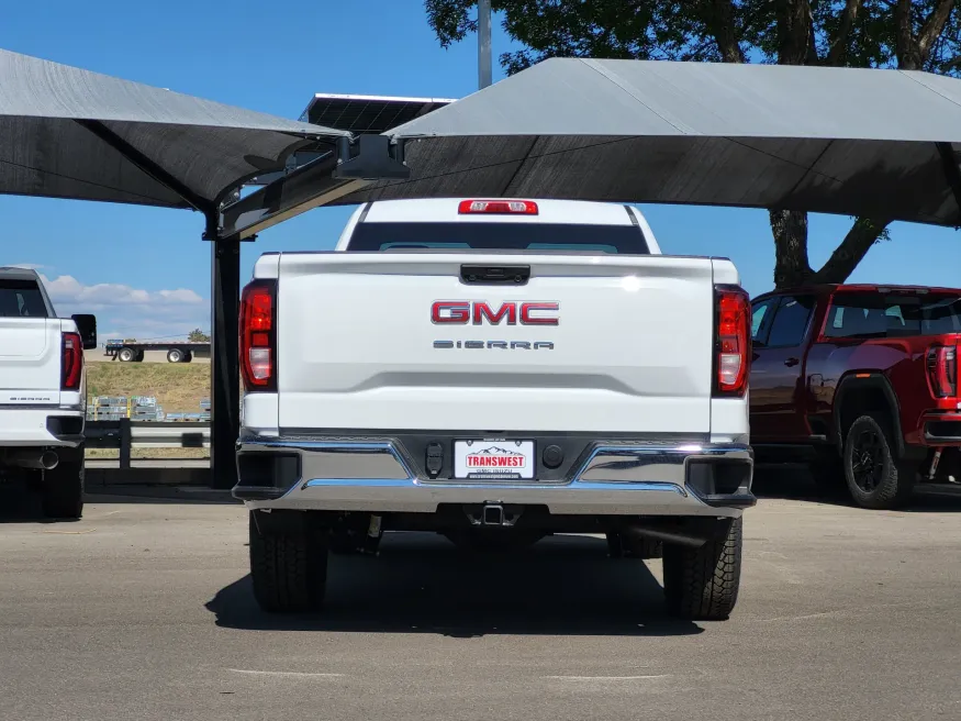 2026 GMC Sierra 1500 Pro | Photo 5 of 22
