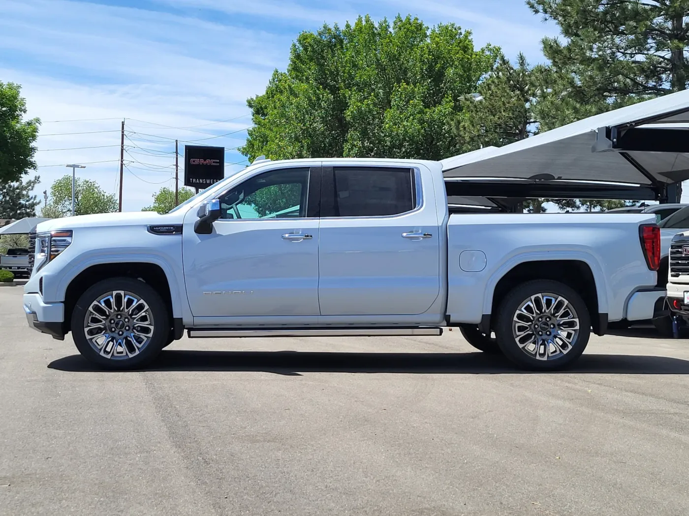 2026 GMC Sierra 1500 Denali Ultimate | Photo 3 of 26