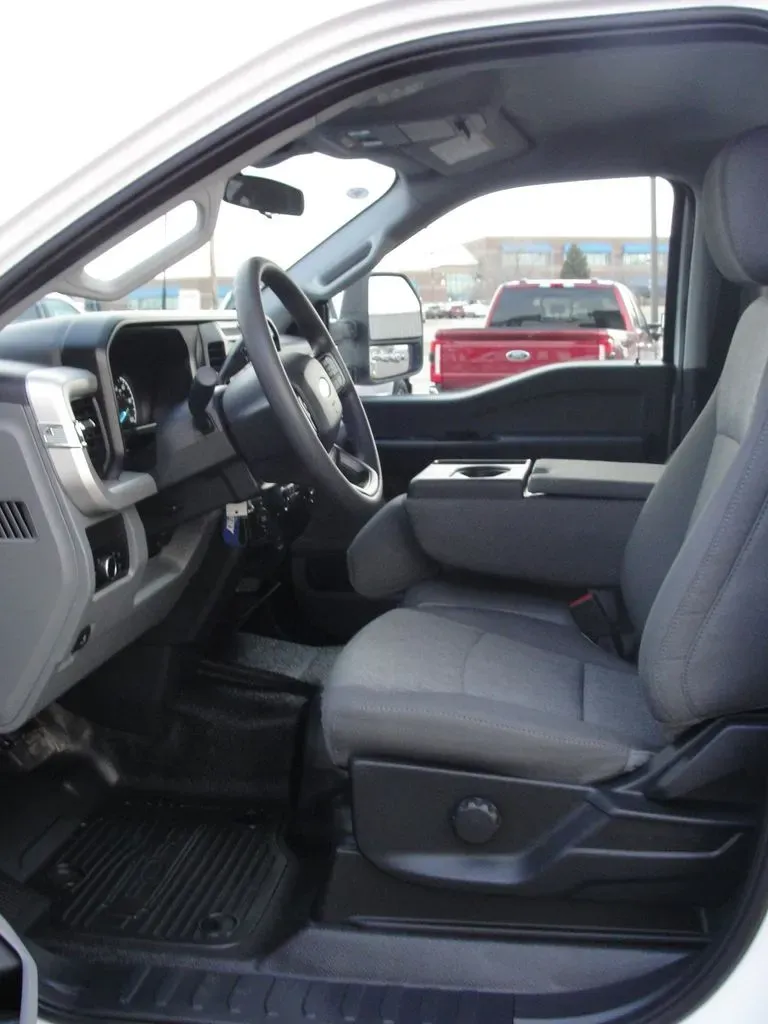 2026 Ford Super Duty F-550 XL | Photo 11 of 16