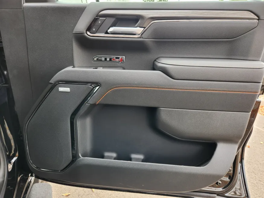 2026 GMC Sierra 1500 AT4 | Photo 16 of 31