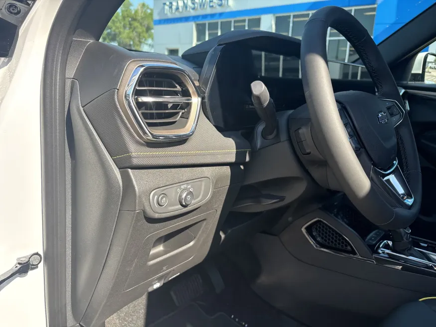 2026 Chevrolet Trailblazer ACTIV | Photo 12 of 20