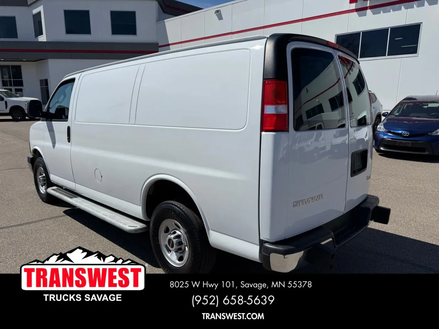 2024 GMC Savana 2500 Work Van | Photo 2 of 20