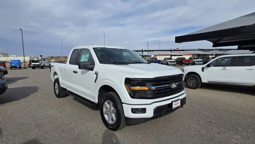 2026 Ford F-150 | Photo 3 of 29