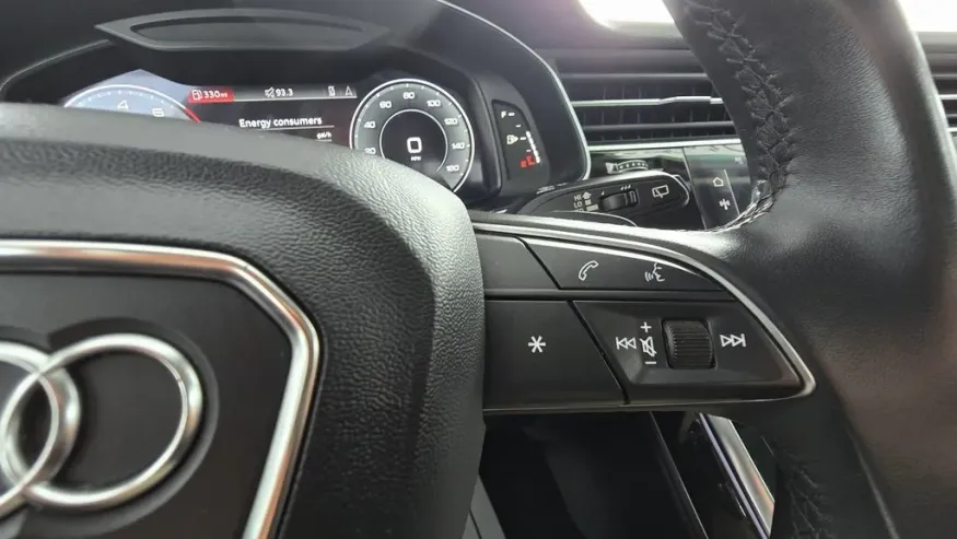 2023 Audi Q7 | Photo 18 of 34