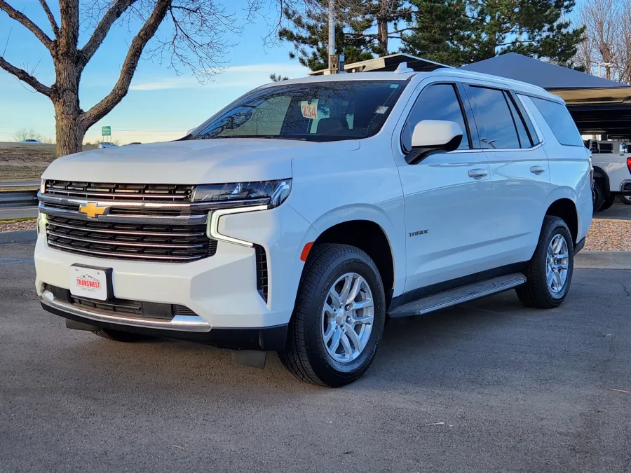 2021 Chevrolet Tahoe LT | Photo 3 of 29