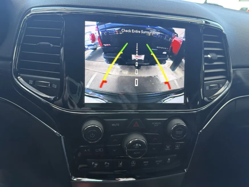 2021 Jeep Grand Cherokee 80th Anniversary | Photo 14 of 17