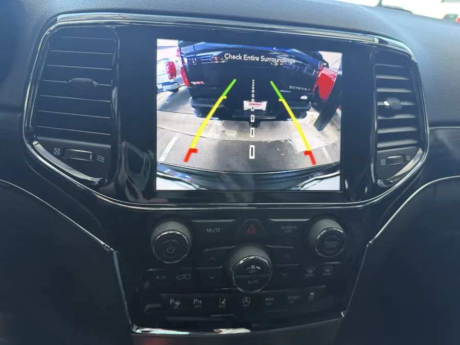 2021 Jeep Grand Cherokee 80th Anniversary | Photo 14 of 17