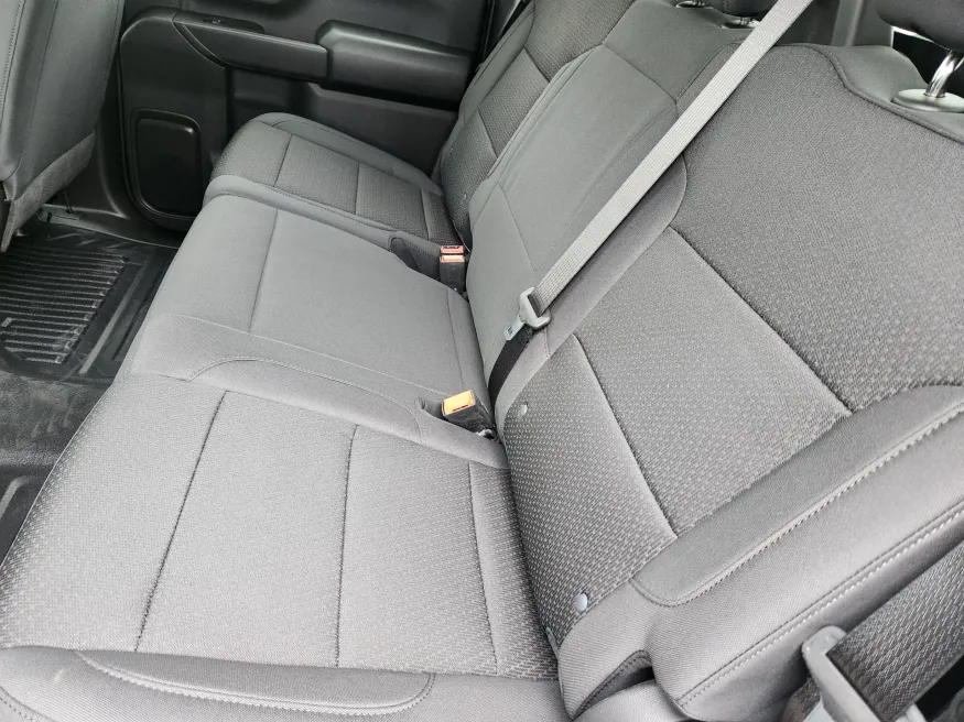 2026 GMC Sierra 2500HD Pro | Photo 17 of 21