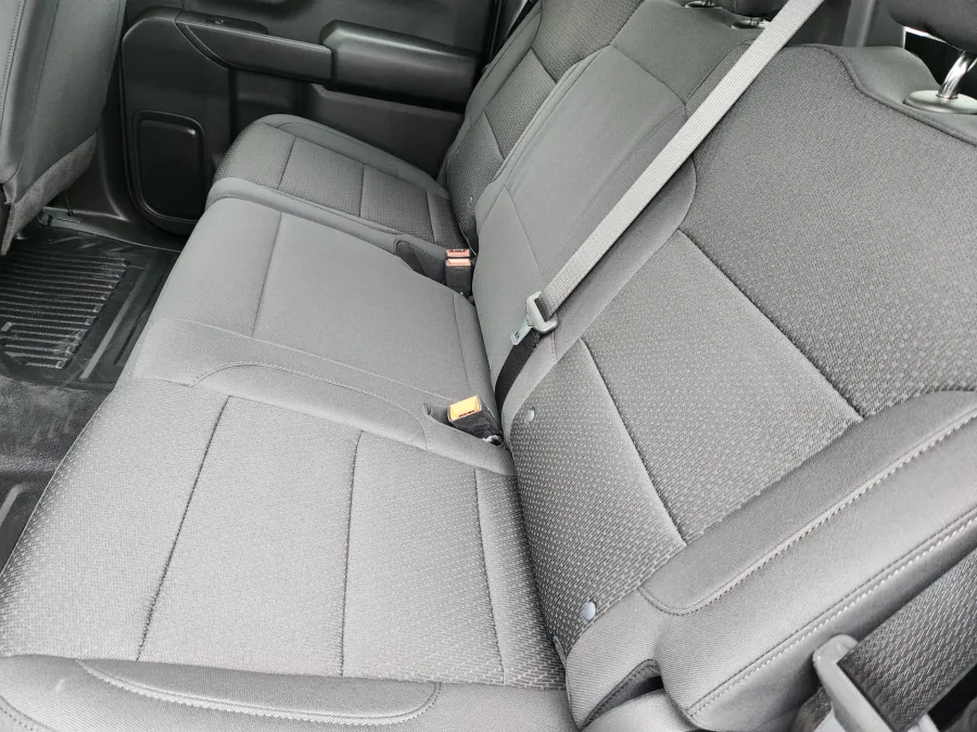 2026 GMC Sierra 2500HD Pro | Photo 17 of 21