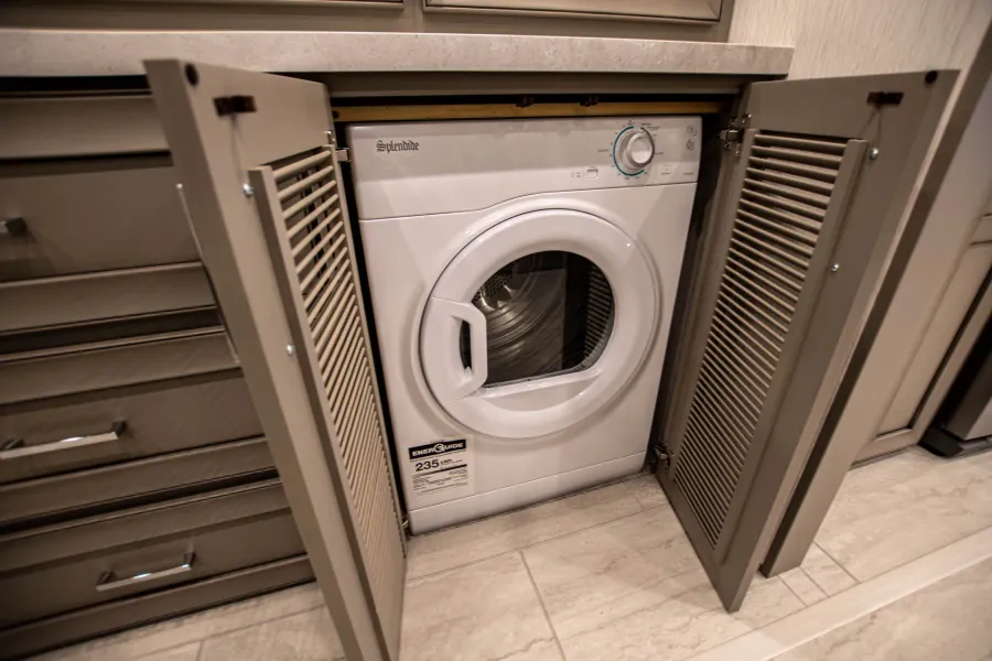 2026 Newmar Supreme Aire 4505 | Photo 24 of 27