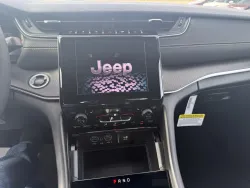 2025 Jeep Grand Cherokee Altitude X | Thumbnail Photo 13 of 16