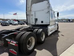 2022 Western Star 5700XE | Thumbnail Photo 6 of 16