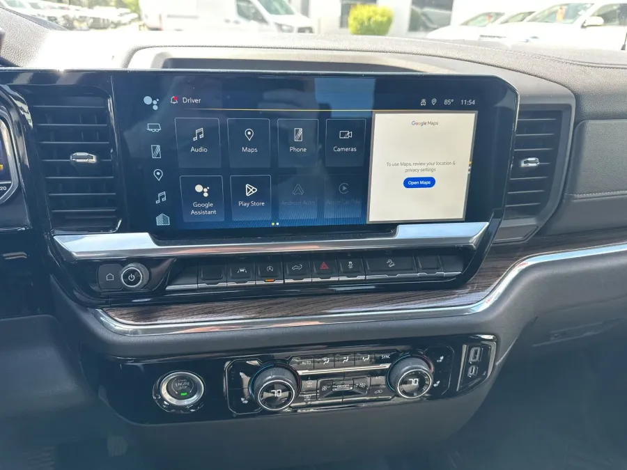 2023 Chevrolet Silverado 1500 RST | Photo 8 of 14