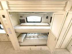 2023 Newmar Ventana 4326 | Thumbnail Photo 14 of 34