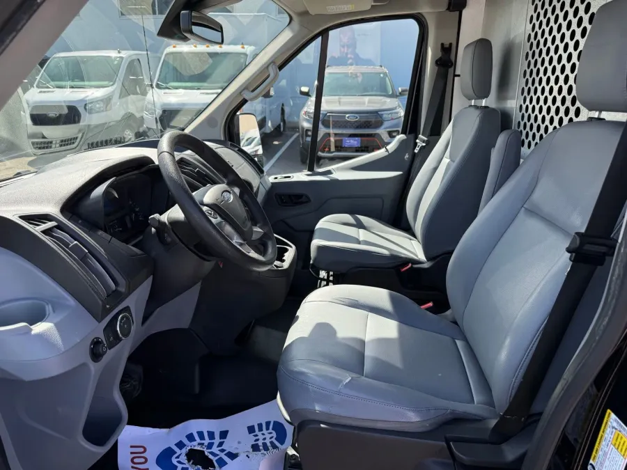 2019 Ford Transit-250 Base | Photo 4 of 19