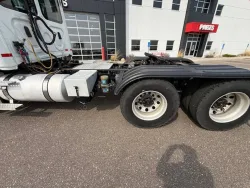 2020 Freightliner Cascadia 113 | Thumbnail Photo 3 of 10