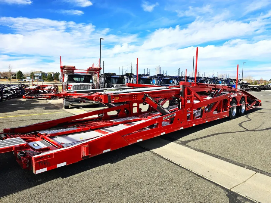 2020 Peterbilt 389 | Photo 13 of 34