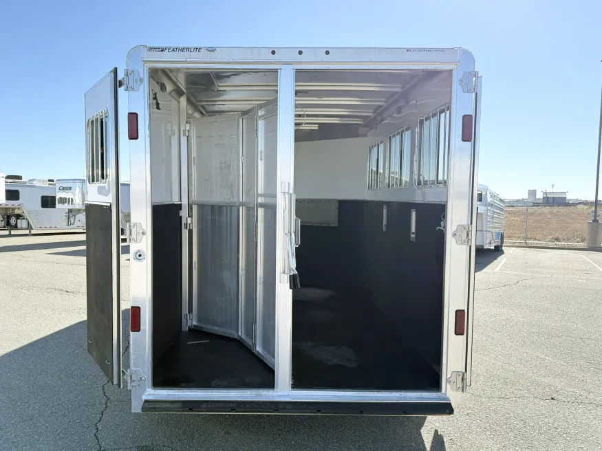 2020 Featherlite 3HGN | Photo 6 of 17