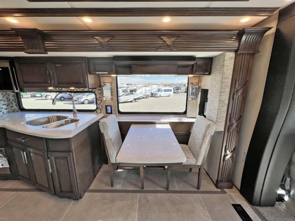2023 Newmar Supreme Aire 4051 | Photo 12 of 43
