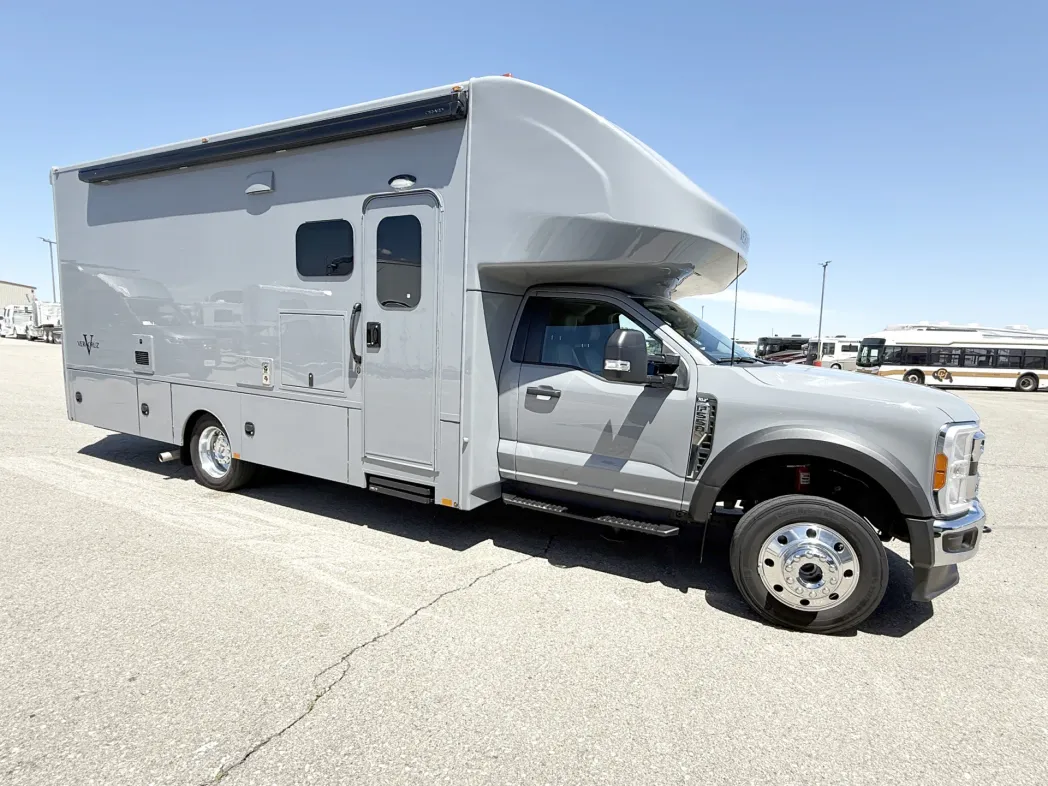 2024 Renegade Veracruz 30 VRM 