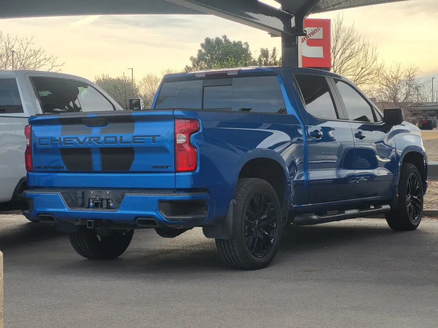 2023 Chevrolet Silverado 1500 RST | Photo 2 of 5