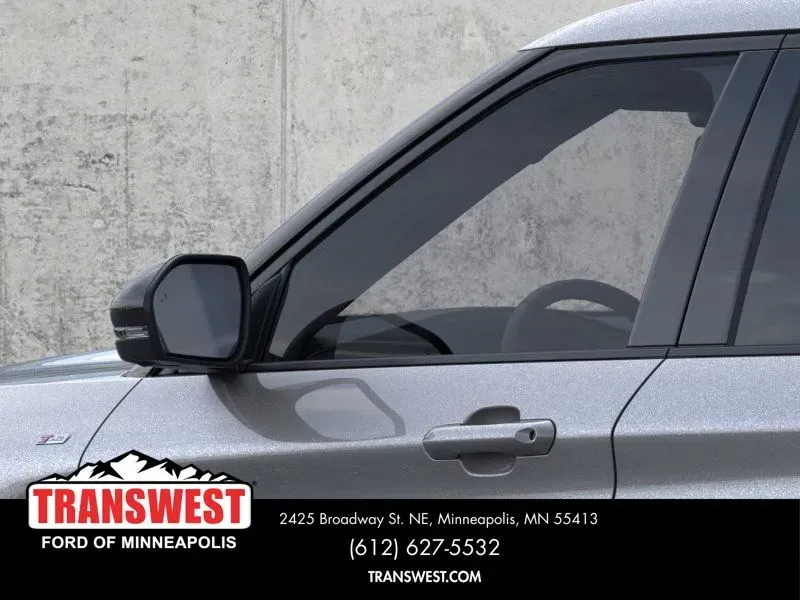 2026 Ford Explorer ST-Line | Photo 19 of 23