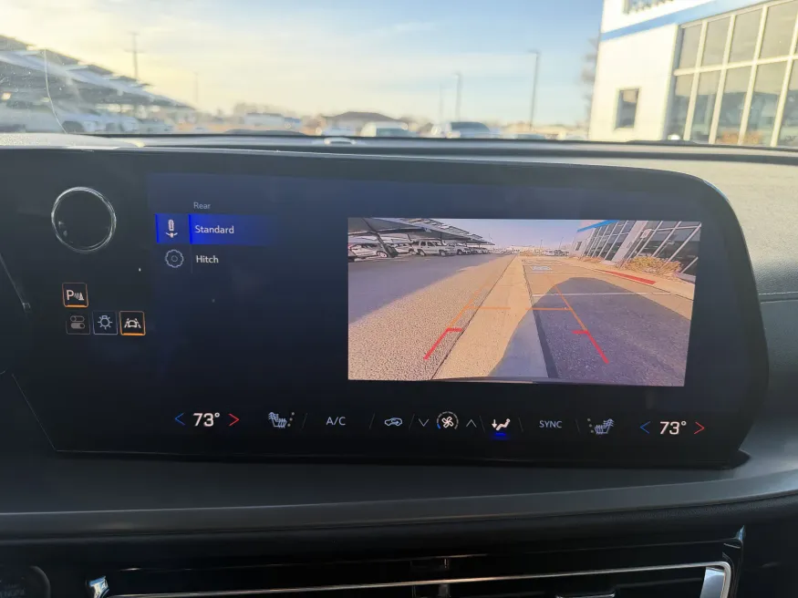 2025 Chevrolet Traverse AWD LT | Photo 18 of 22