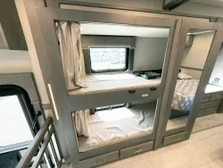 2026 Renegade Explorer 40EBH | Thumbnail Photo 15 of 31