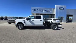 2026 Ford Super Duty F-350 | Thumbnail Photo 1 of 27