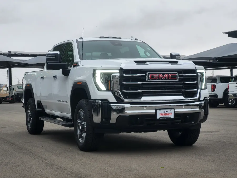 2026 GMC Sierra 2500HD SLT | Photo 2 of 25