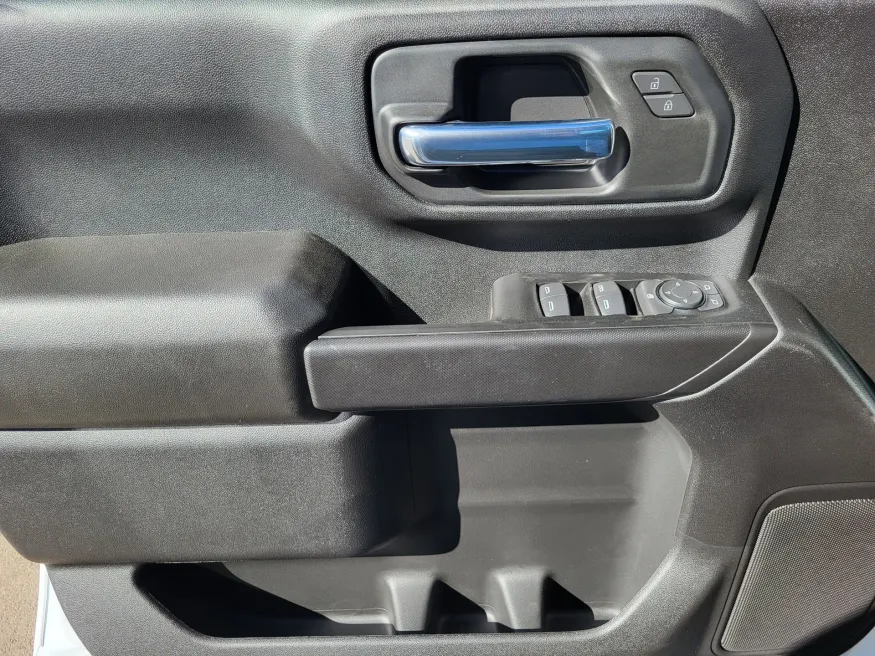 2026 GMC Sierra 2500HD Pro | Photo 18 of 24