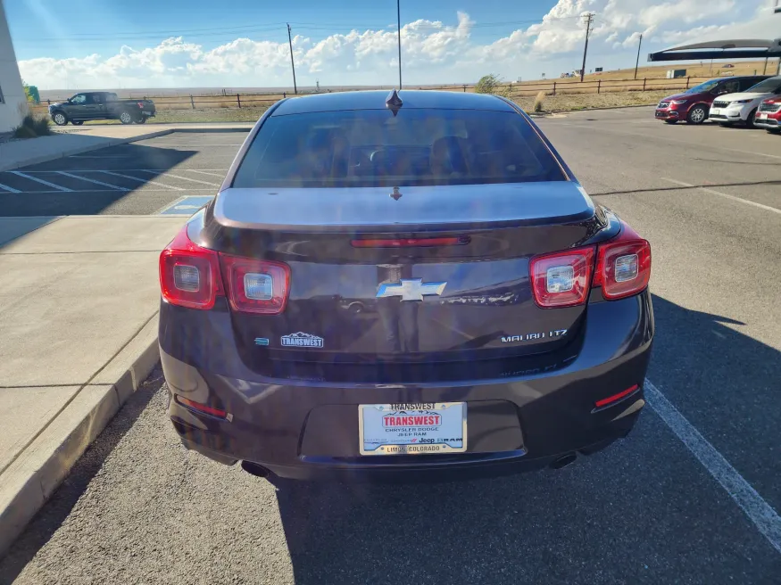 2015 Chevrolet Malibu LTZ | Photo 6 of 18