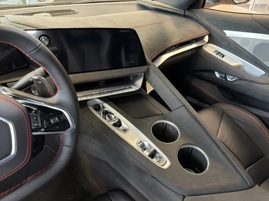 2026 Chevrolet Corvette 3LT | Photo 11 of 13