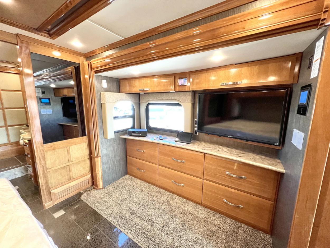 2014 Newmar King Aire 4593 | Photo 15 of 34