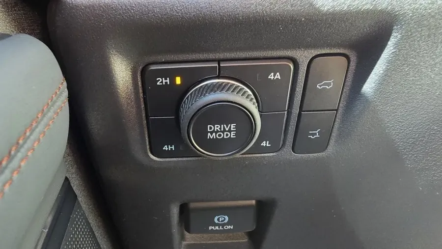 2025 Ford Expedition Max | Photo 17 of 40