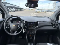 2020 Chevrolet Trax LS | Thumbnail Photo 10 of 19