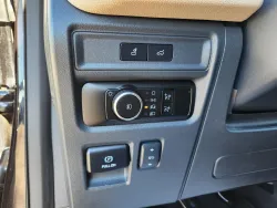 2023 Ford Expedition Limited | Thumbnail Photo 6 of 30