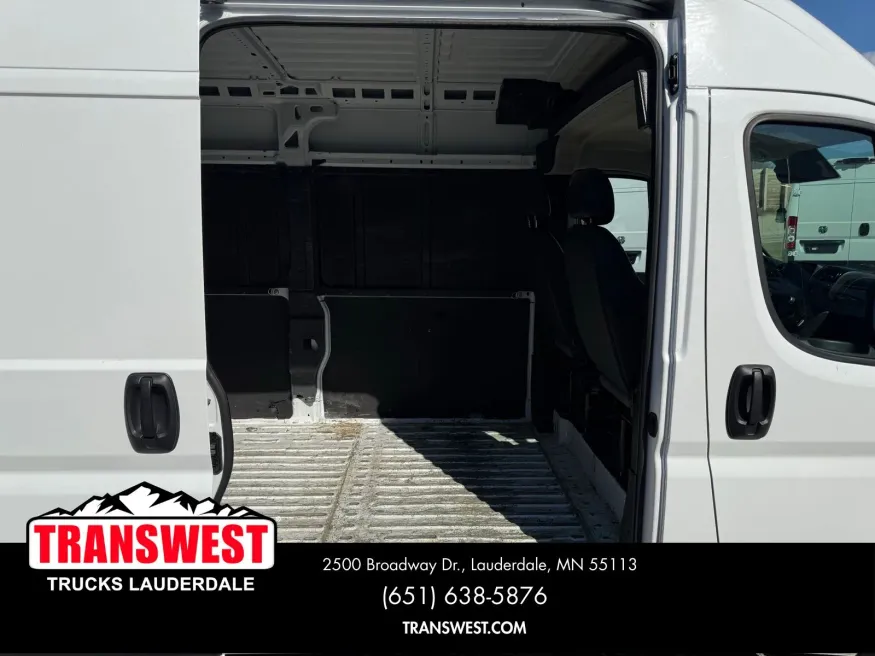2023 RAM ProMaster 2500 High Roof | Photo 10 of 20
