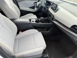 2023 Nissan Rogue SV | Thumbnail Photo 11 of 18