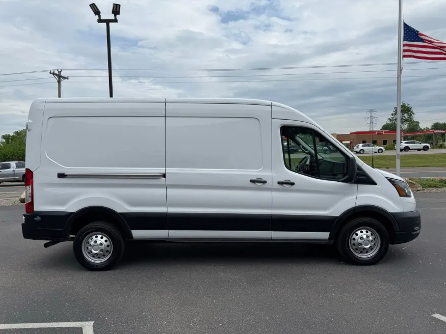 2024 Ford Transit-250 Base | Photo 14 of 20