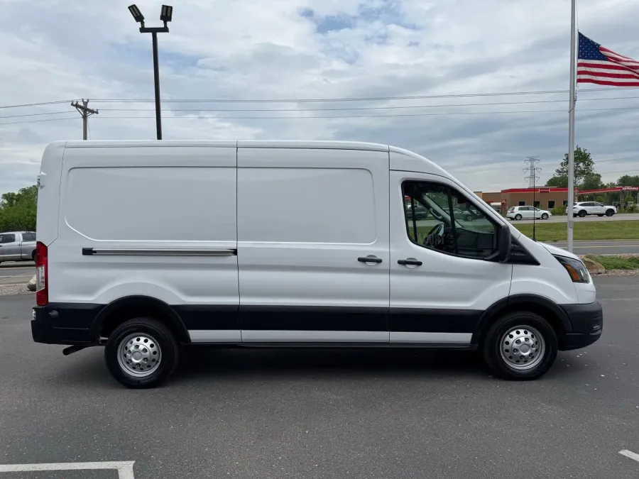 2024 Ford Transit-250 Base | Photo 14 of 20