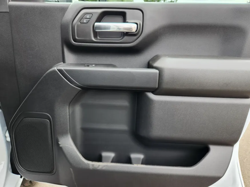 2026 GMC Sierra 2500HD Pro | Photo 17 of 29