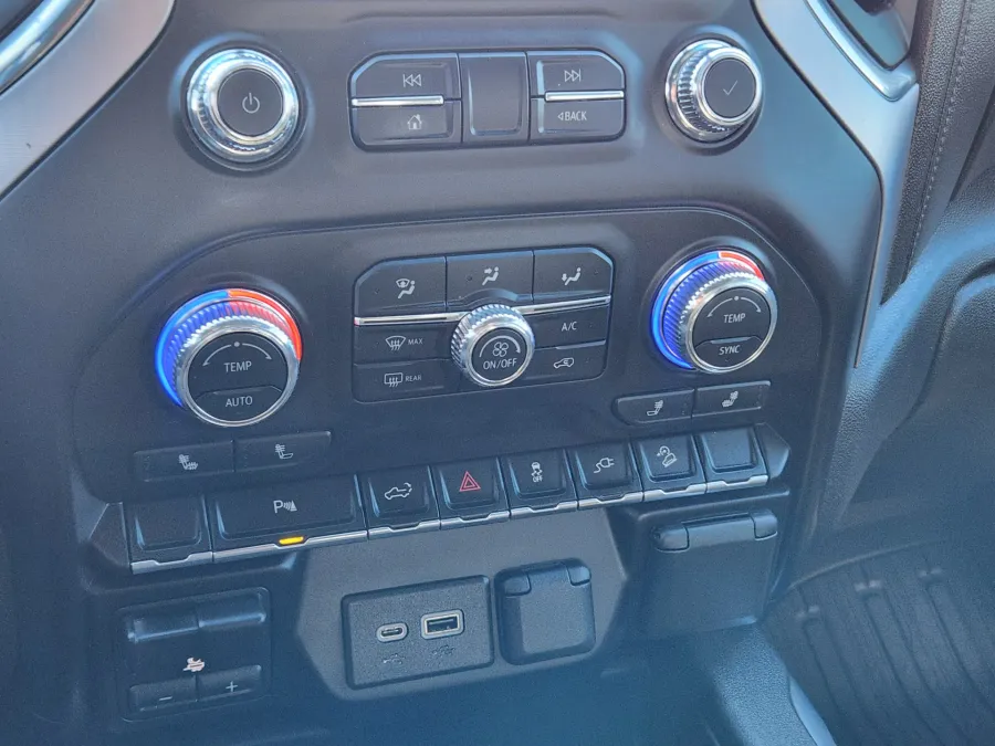 2022 GMC Sierra 1500 Limited | Photo 14 of 21